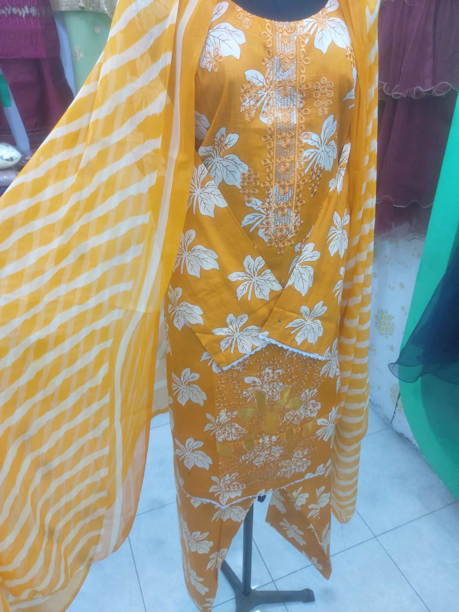 Luwn Printed 3 Piece